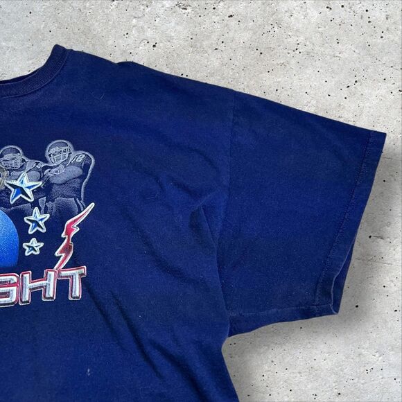Bud Light Beer Sports Football Players Graphic T-Shirt Patched Logo Navy Sz 2XL - Picture 5 of 11